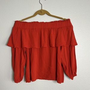 Shoulder Red Cropped by Joiola